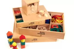 Занятия и игры с «Дарами Фрёбеля»