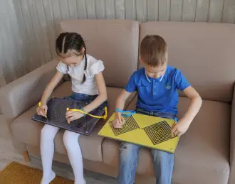 Как подготовить ребенка к школе еще в детском саду с помощью игр и игрушек