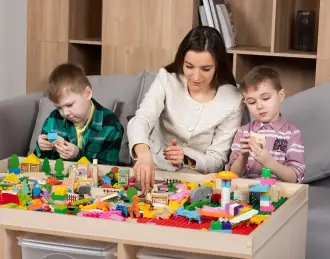 Тренды в образовательных игрушках 2025: что будет полезно для детских садов и школ