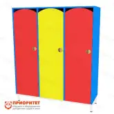 Шкаф 3-секционный (цветной)1