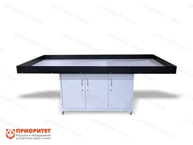 Стол для робототехники «Отличный результат» (с распашными дверцами)