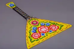 Балалайка детская с бубенцами1