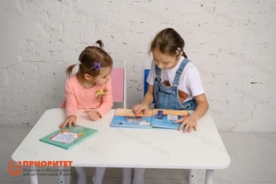 Стол на телескопических ножках Классика квадратный (белый)