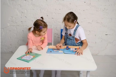 Стол на телескопических ножках Классика квадратный (белый)