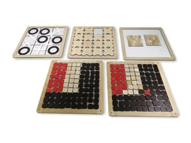 Набор игр (Пятнашки, Морской Бой, Домино, Крестики-Нолики) + запасные фигуры Набор игр (Пятнашки, Морской Бой, Домино, Крестики-Нолики) + запасные фигуры