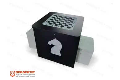 Шахматный стол «Ход конем» (с двумя табуретами) Шахматный стол «Ход конем» (с двумя табуретами)