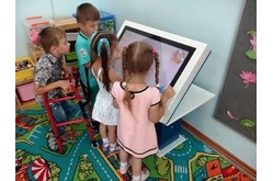 Интерактивный стол Уникум-3 (32) Android1