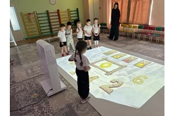 Интерактивный пол Талантик мобильный1