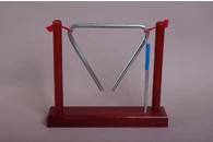 Треугольник музыкальный 14 см. на подставке