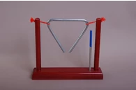 Треугольник музыкальный 12 см. на подставке