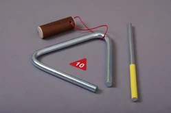 Треугольник музыкальный 10 см.1