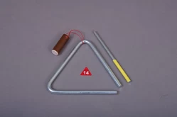 Треугольник музыкальный 14 см.1