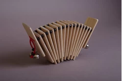 Трещотка пластинчатая «малютка» с бубенцами (без росписи)1