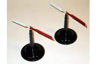 Магнитные стрелки на подставках