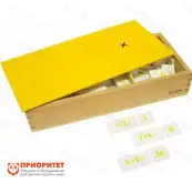 Игровой набор Монтессори «Ящик с примерами на умножение»1