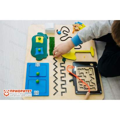 Бизиборд «Моя гостиная» из дерева