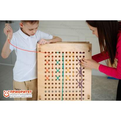 Тактильно-развивающая панель «Полезная вышивка»_2