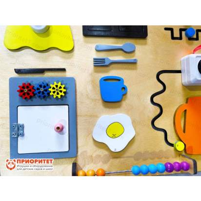 Бизиборд «Моя кухня» с дверцами