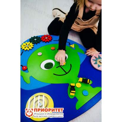 Бизиборд «Дружелюбный пришелец» с лабиринтом