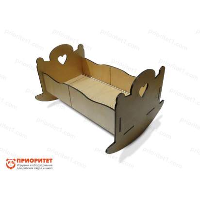Кроватка для кукол «Девочкам на радость» вид сбоку