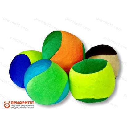 Мяч с полимерными гранулами