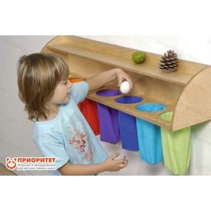 Настенный тактильный модуль с мешочками-05