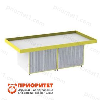 stol-dlya-sorevnovanij-po-robototehnike-na-kolyosah-s-zakrytymi-yachejkami-standart-belo-zheltyj-1