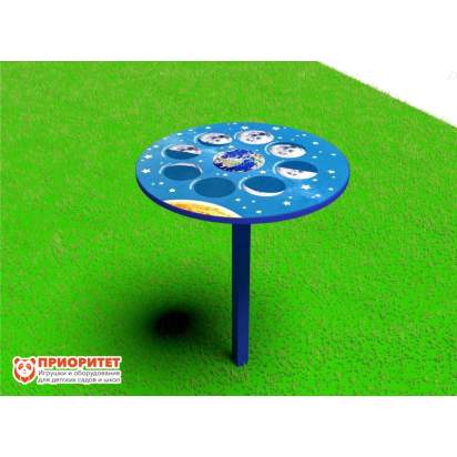 Круглый стол для космической станции «Фазы Луны»