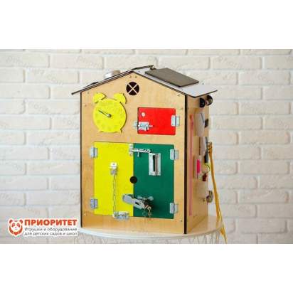 bizidomik-nahodchivyj-neposeda-belaya-krysha-2-1