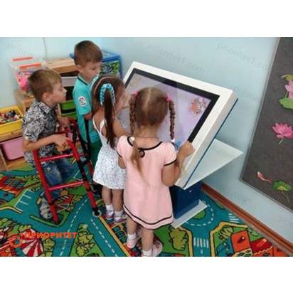 Интерактивный стол Уникум-3 (32) Android_1