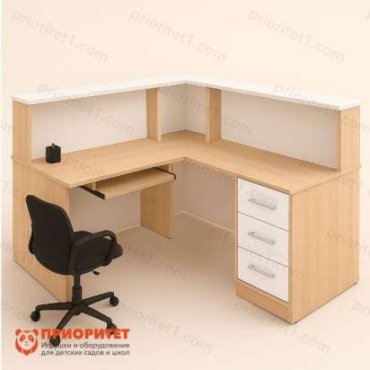 Стол-кафедра выдачи литературы