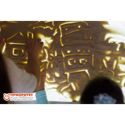 Рисунки на световом столе - домик