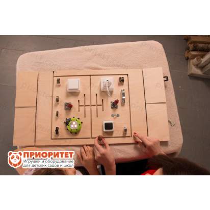 Развивающий бизиборд Домашний уют внутренняя часть вид сверху