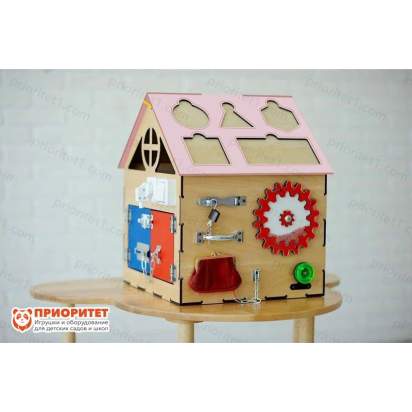 bizidom-poleznaya-razvivajka-rozovaya-krysha-1