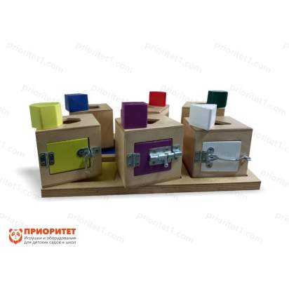 Сортер «Кубики с замочками» общий вид