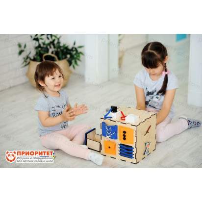 Бизикуб Моя радость вид справа