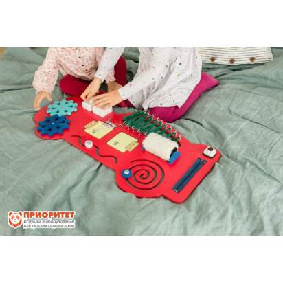 Бизиборд Красная машинка вид сверху