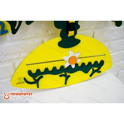 Бизиборд «Сказочная репка» желтый