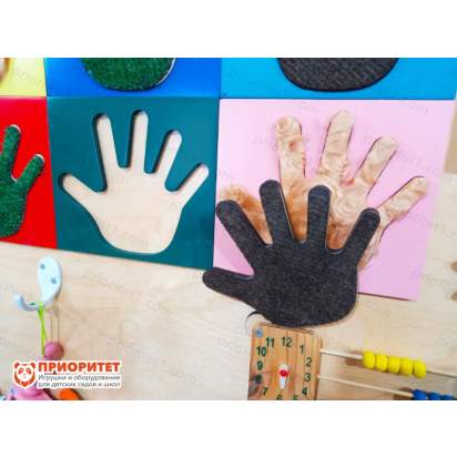 Двухсторонняя тактильная панель «Гармоничное развитие» с крючком