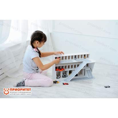 Трехэтажная Парковка для хранения игрушечных машинок Гаражик
