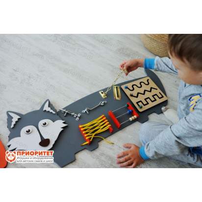 Бизиборд «Серенький волчок» вид сверху