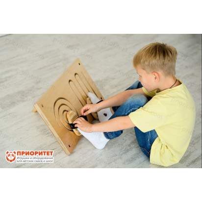 рисуем ногами воронка и волна с сабо