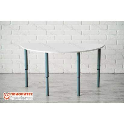 stol-rastushij-na-reguliruemyh-nozhkah-polukrug-belyj-1