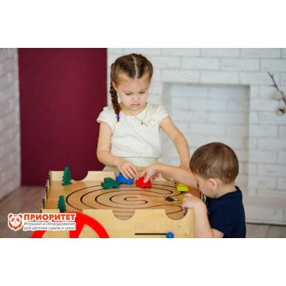 Бизикуб «Дружная компания» для детского сада