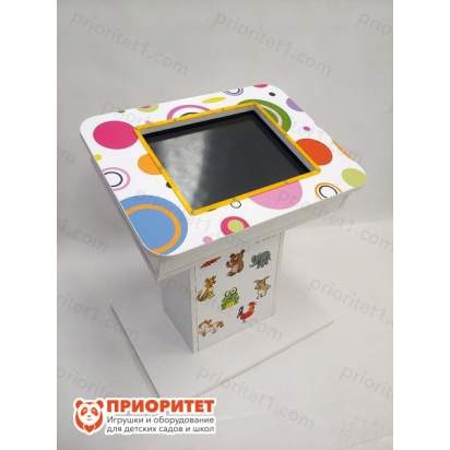 Напольный игровой терминал