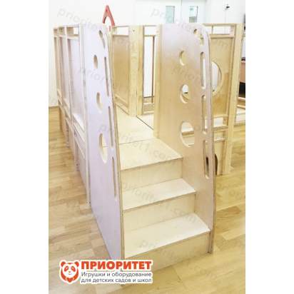 Игровой комплекс домик из дерева с перилами