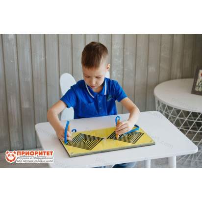 Тренажер для развития письма с магнитной ручкой