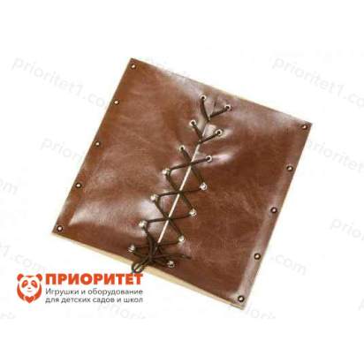 Рамка Монтессори со шнуровкой и крючками на коже_1