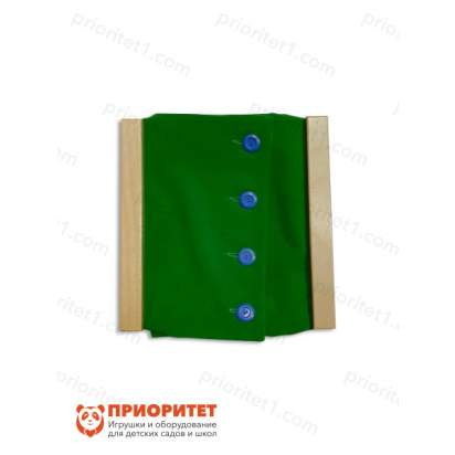 Зеленая рамка с синими пуговицами