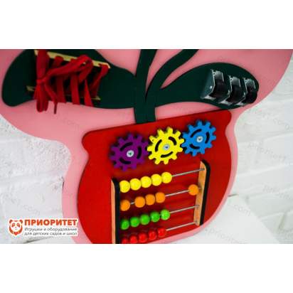 Бизиборд «Ромашка» с зелеными листьями